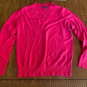 Pink Gap v-neck sweater